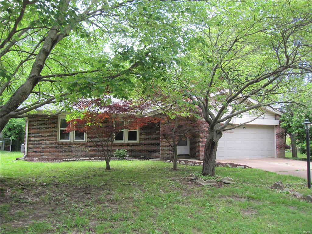 3101 Mill Springs Road Belleville, IL 62221 - Photo 2 of 27 Gallery Image 2
