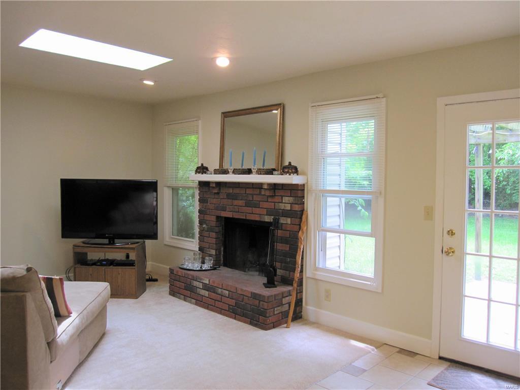 3101 Mill Springs Road Belleville, IL 62221 - Photo 11 of 27 Gallery Image 11