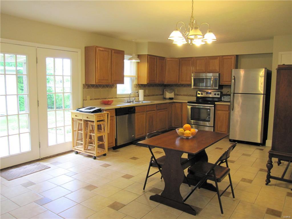 3101 Mill Springs Road Belleville, IL 62221 - Photo 17 of 27 Gallery Image 17