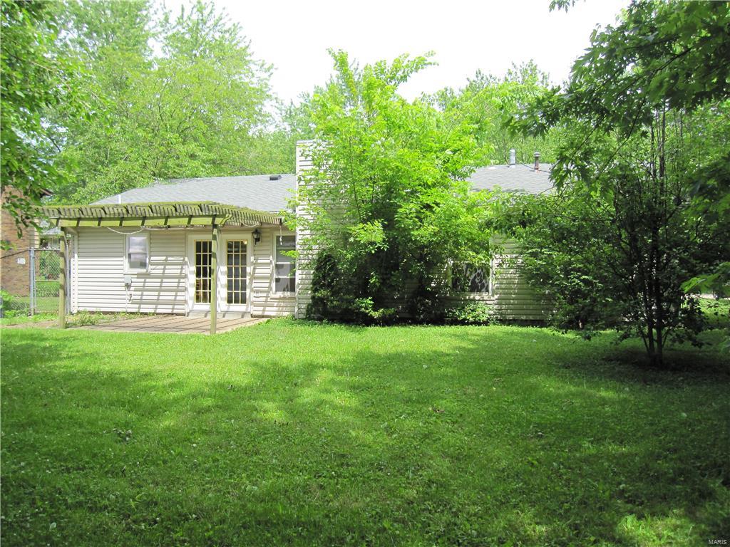 3101 Mill Springs Road Belleville, IL 62221 - Photo 3 of 27 Gallery Image 3