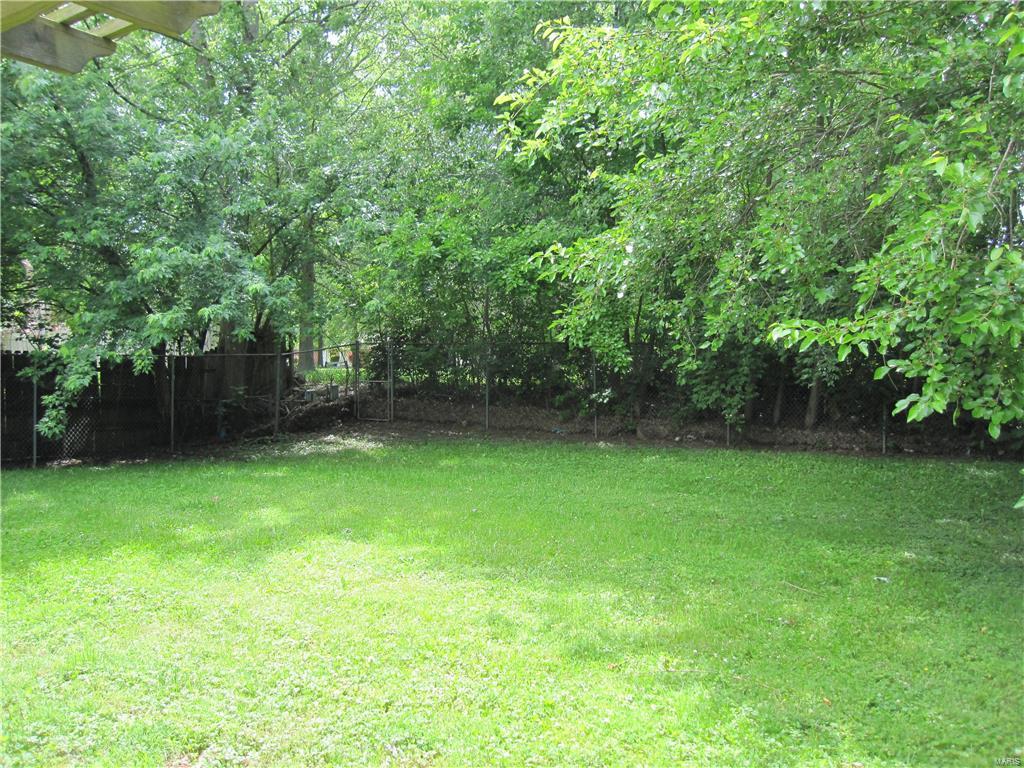 3101 Mill Springs Road Belleville, IL 62221 - Photo 4 of 27 Gallery Image 4