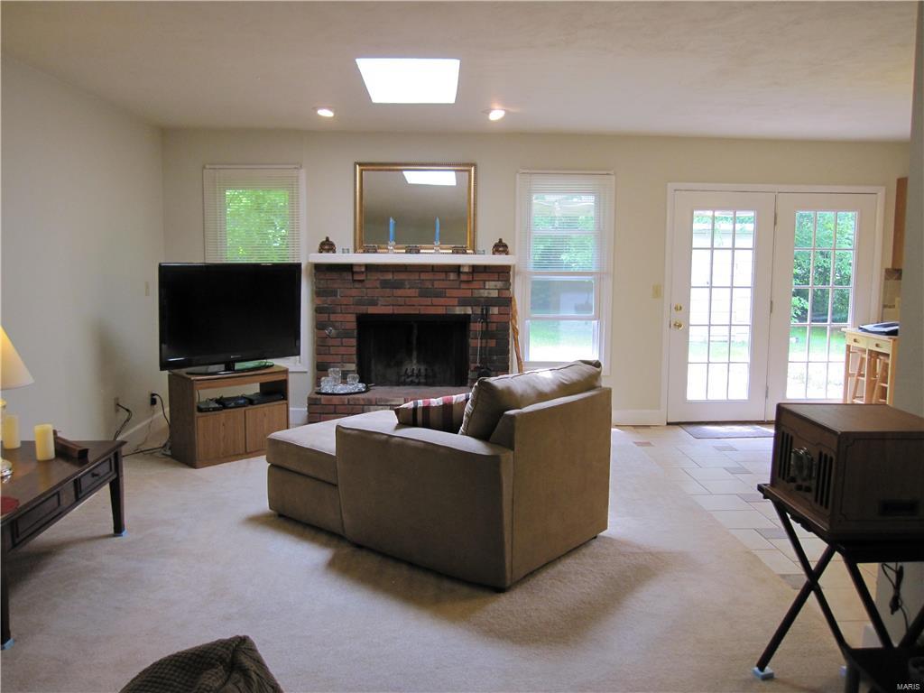 3101 Mill Springs Road Belleville, IL 62221 - Photo 10 of 27 Gallery Image 10