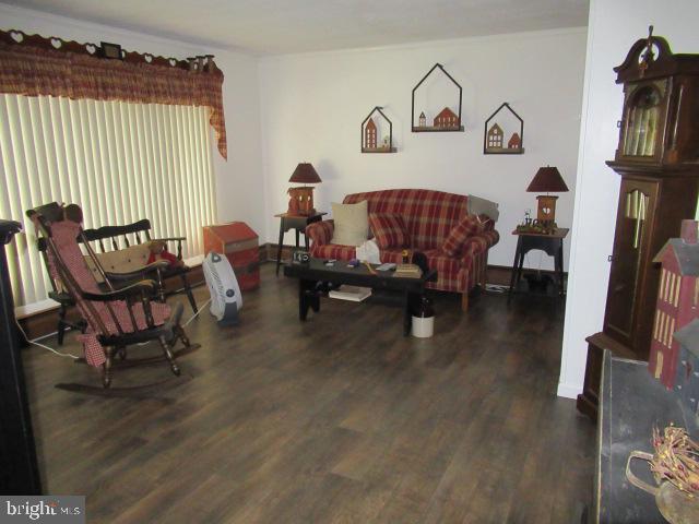 45 Queens Bridge Road Levittown, PA 19057 - Photo 14 of 18 Cozy living space with warm accents.