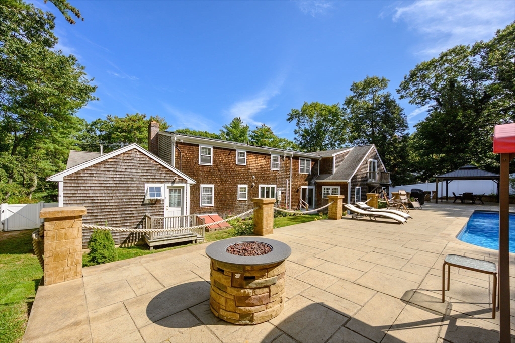 477 Webster Street Marshfield, MA 02050 - Photo 33 of 41