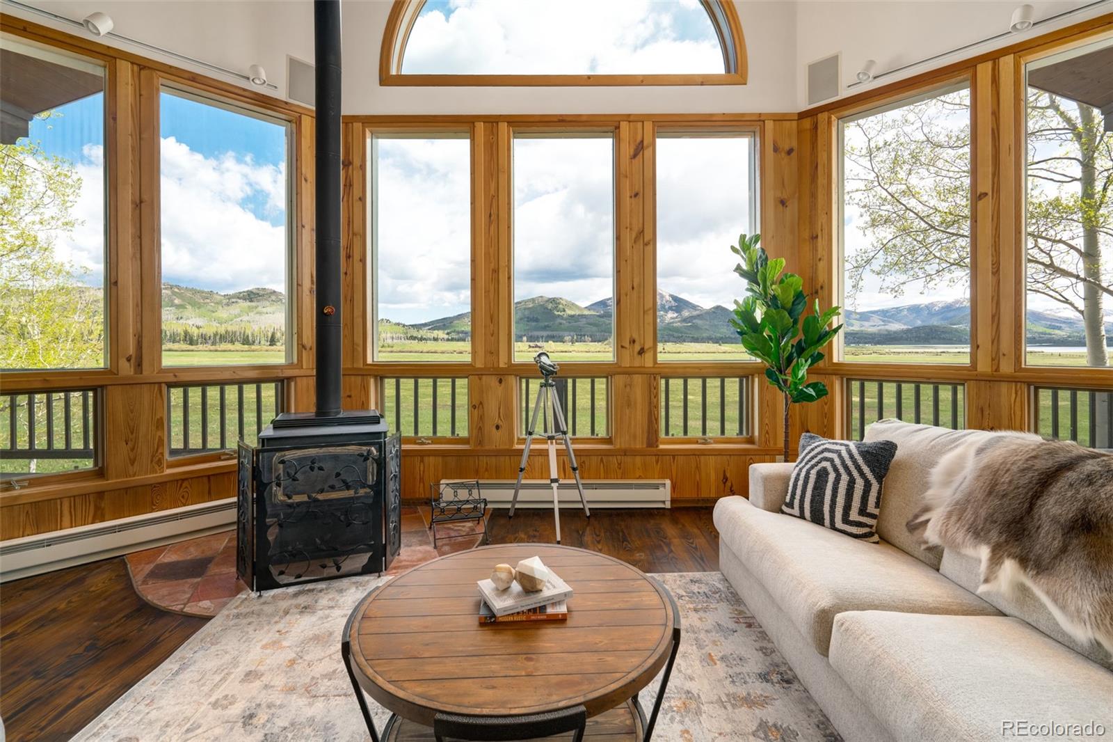 60555 Floyd Creek Road Clark, CO 80428 - Photo 7 of 31 Gallery Image 7