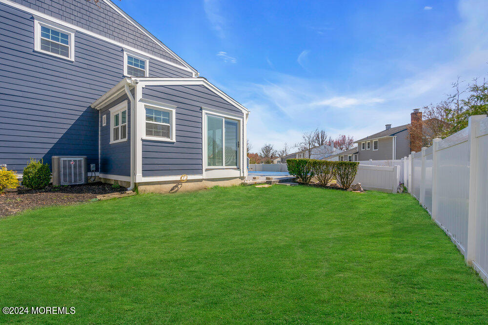 6 Firethorne Road Cherry Hill, NJ 08003 - Photo 43 of 52 a front view of a house with a garden