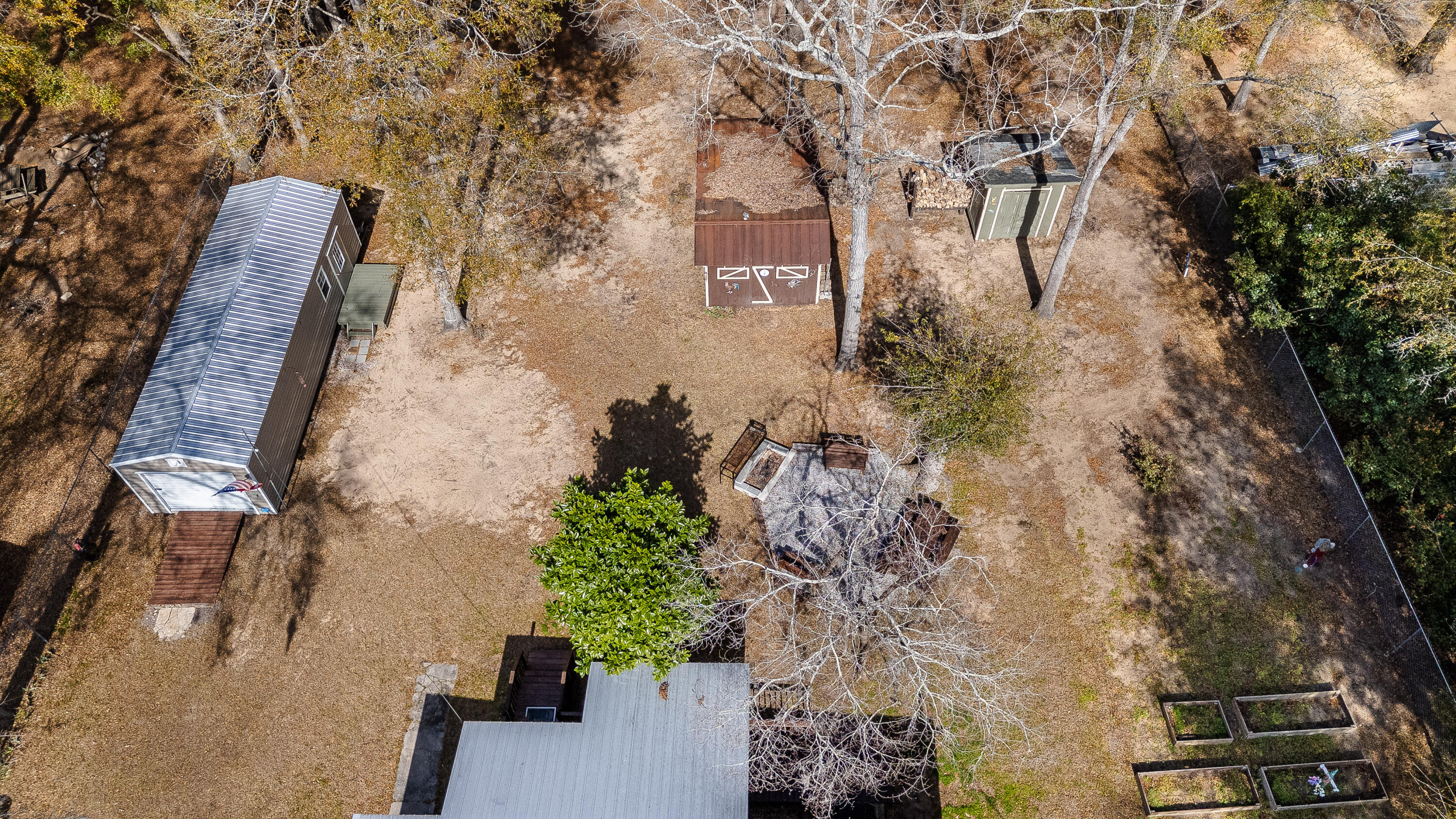2633 Princess Pond Road Summerton, SC 29148 - Photo 2 of 36 DJI_20250307143651_0043_D