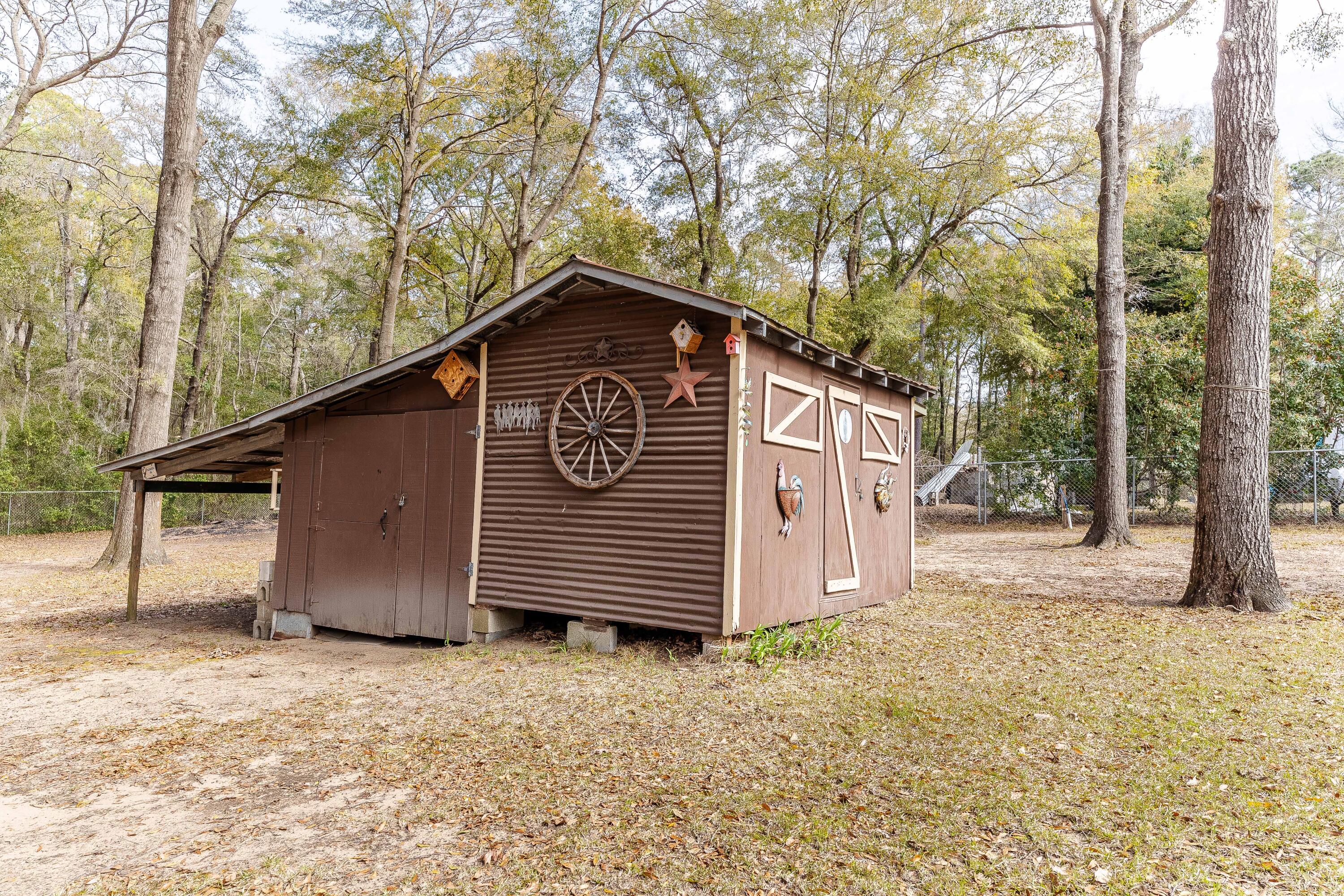 2633 Princess Pond Road Summerton, SC 29148 - Photo 33 of 36 1DX_2906-HDR