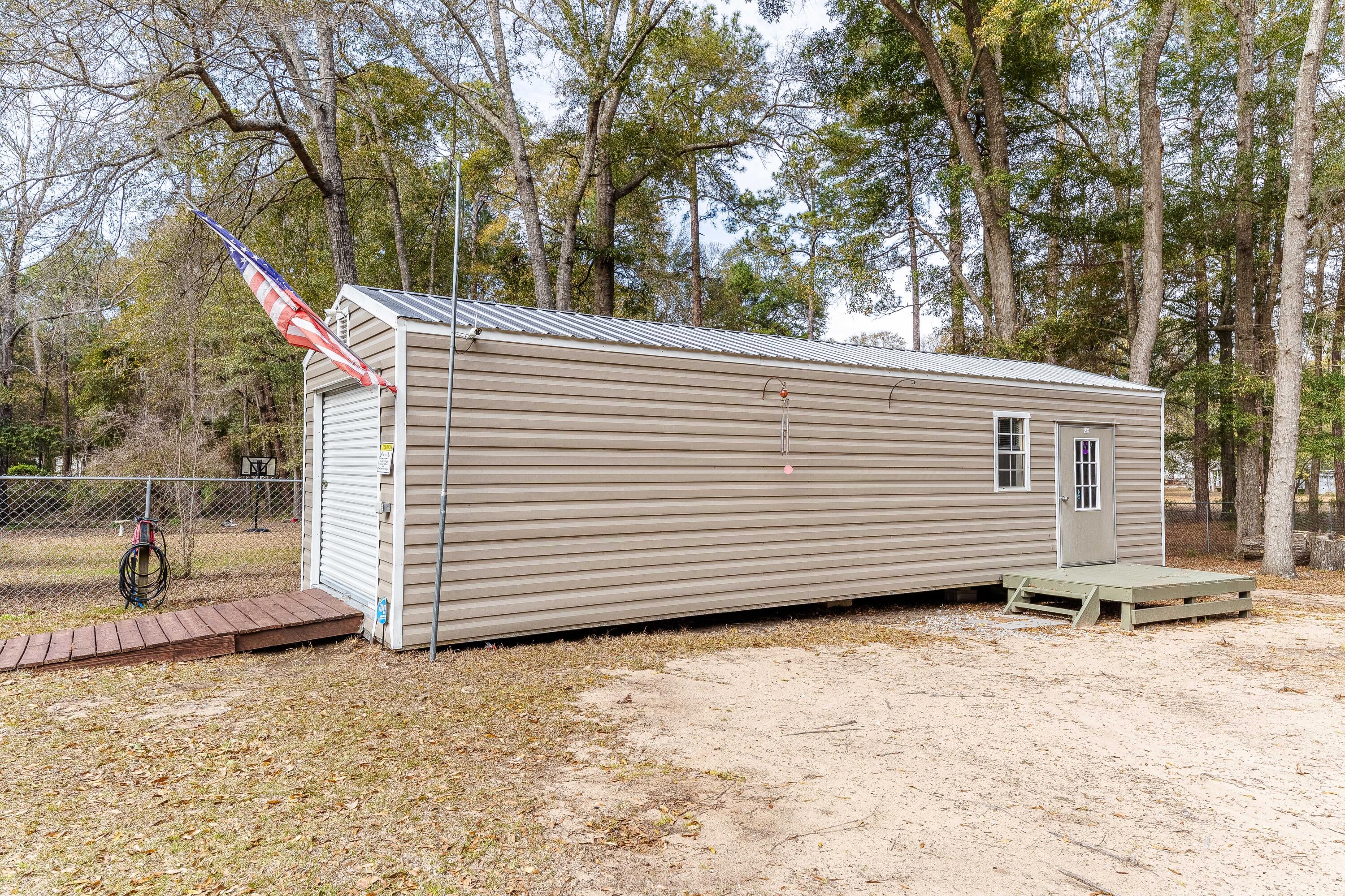 2633 Princess Pond Road Summerton, SC 29148 - Photo 34 of 36 1DX_2913-HDR