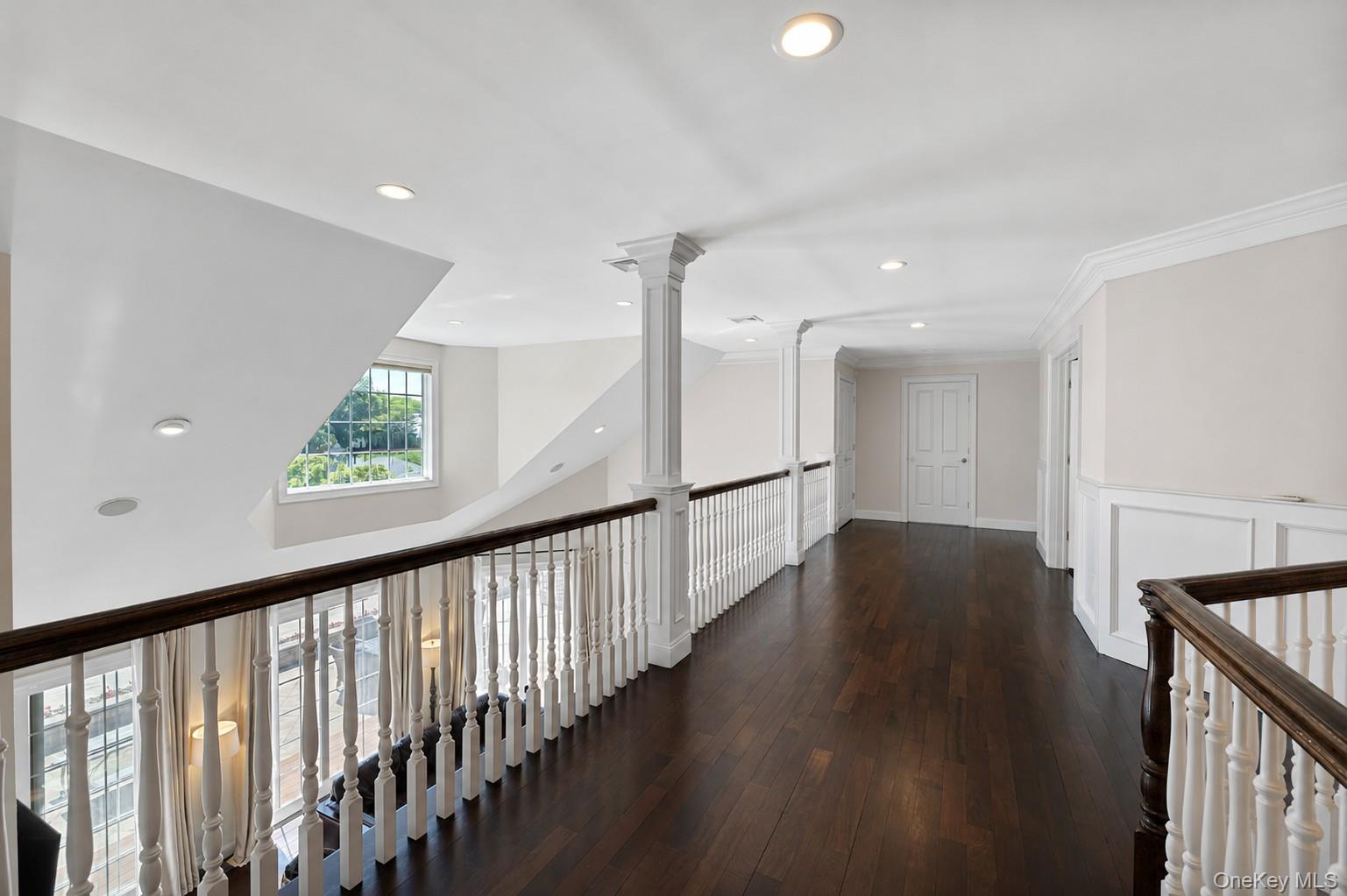 65 West Bayberry Road Islip, NY 11751 - Photo 27 of 44