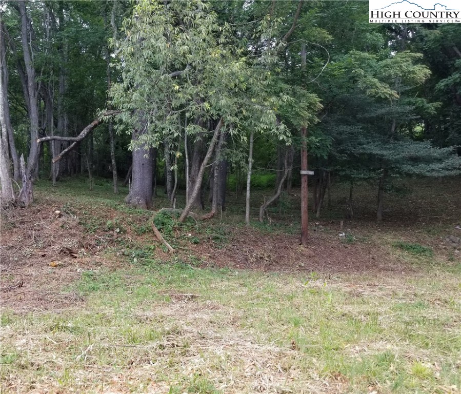 630-632 Junaluska Road Boone, NC 28607 - Photo 2 of 9 Gallery Image 2
