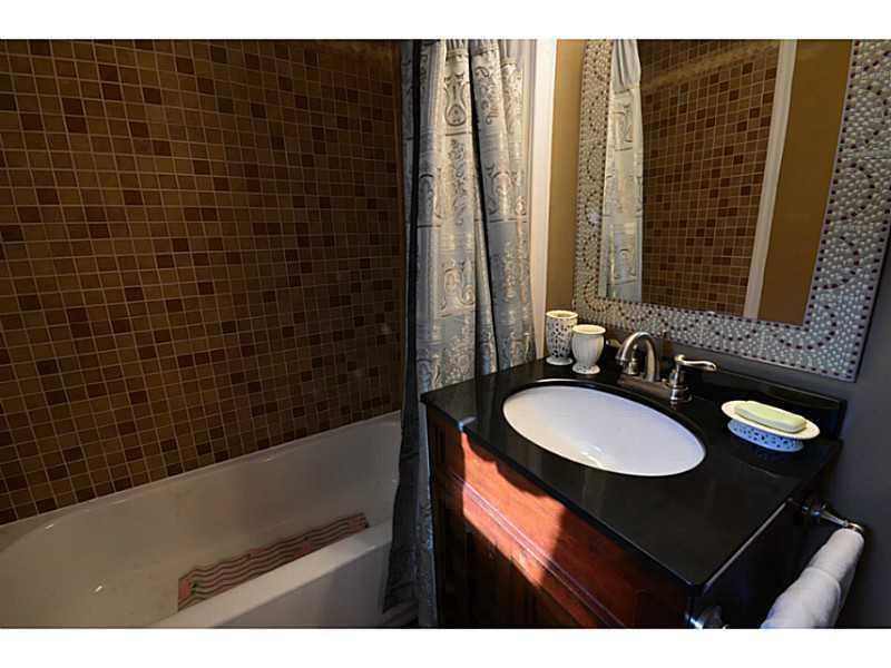 32 Park Street Springfield, ME 04487 - Photo 16 of 21 Bathroom.