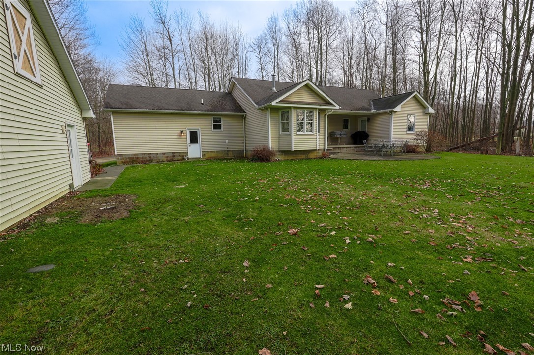 533 Middle Road Conneaut, OH 44030 - Photo 8 of 46