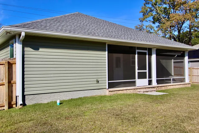 $319,900 | 6447 Georgia Avenue, Crestview, FL 32539