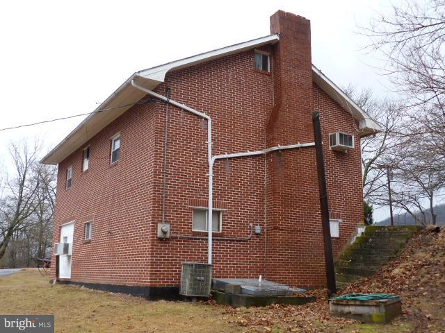 14511 Rice Road Hancock, MD 21750 - Photo 4 of 27 Exterior (Rear)