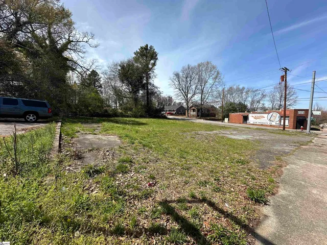 $79,900 | 1002 South Main Street, Anderson, SC 29624