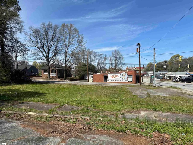 $79,900 | 1002 South Main Street, Anderson, SC 29624
