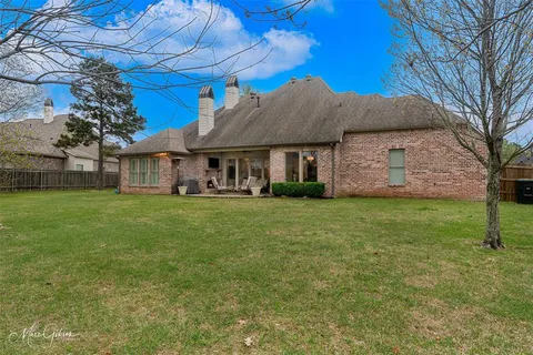 $549,000 | 988 Dumaine Drive, Shreveport, LA 71106