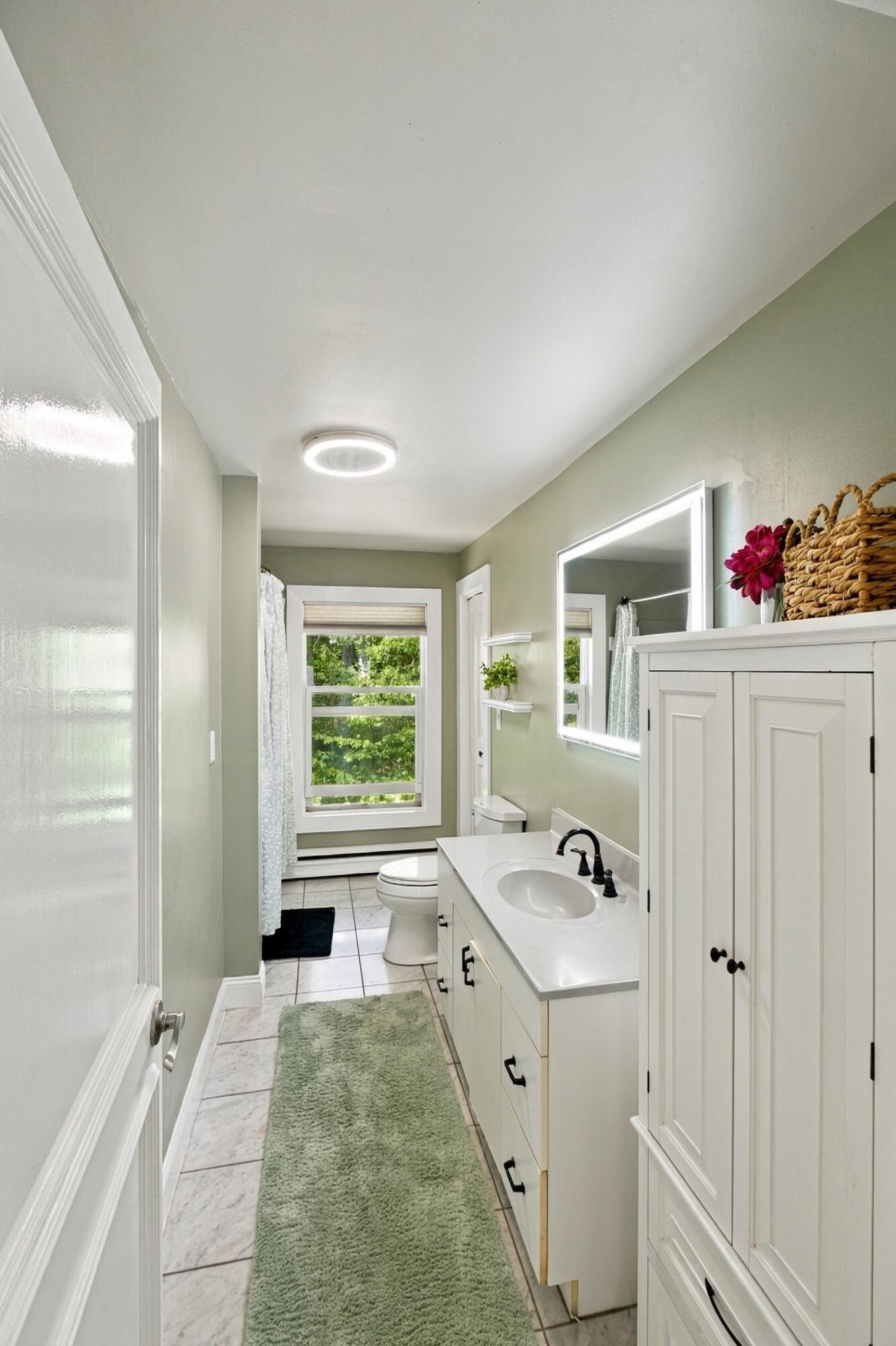 1 Payneton Hill Road York, ME 03909 - Photo 14 of 31 upstairs hall bath