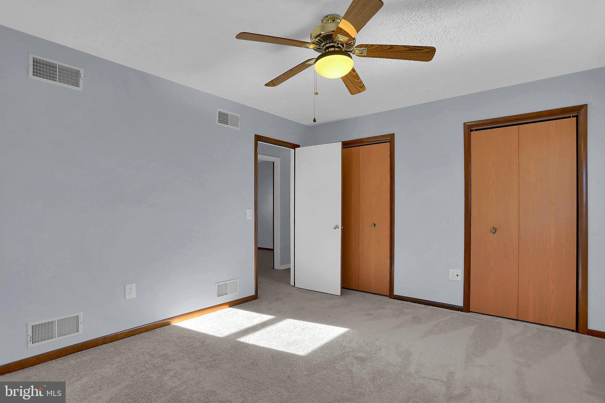 2556 Onyx Road York, PA 17408 - Photo 14 of 33 Gallery Image 14
