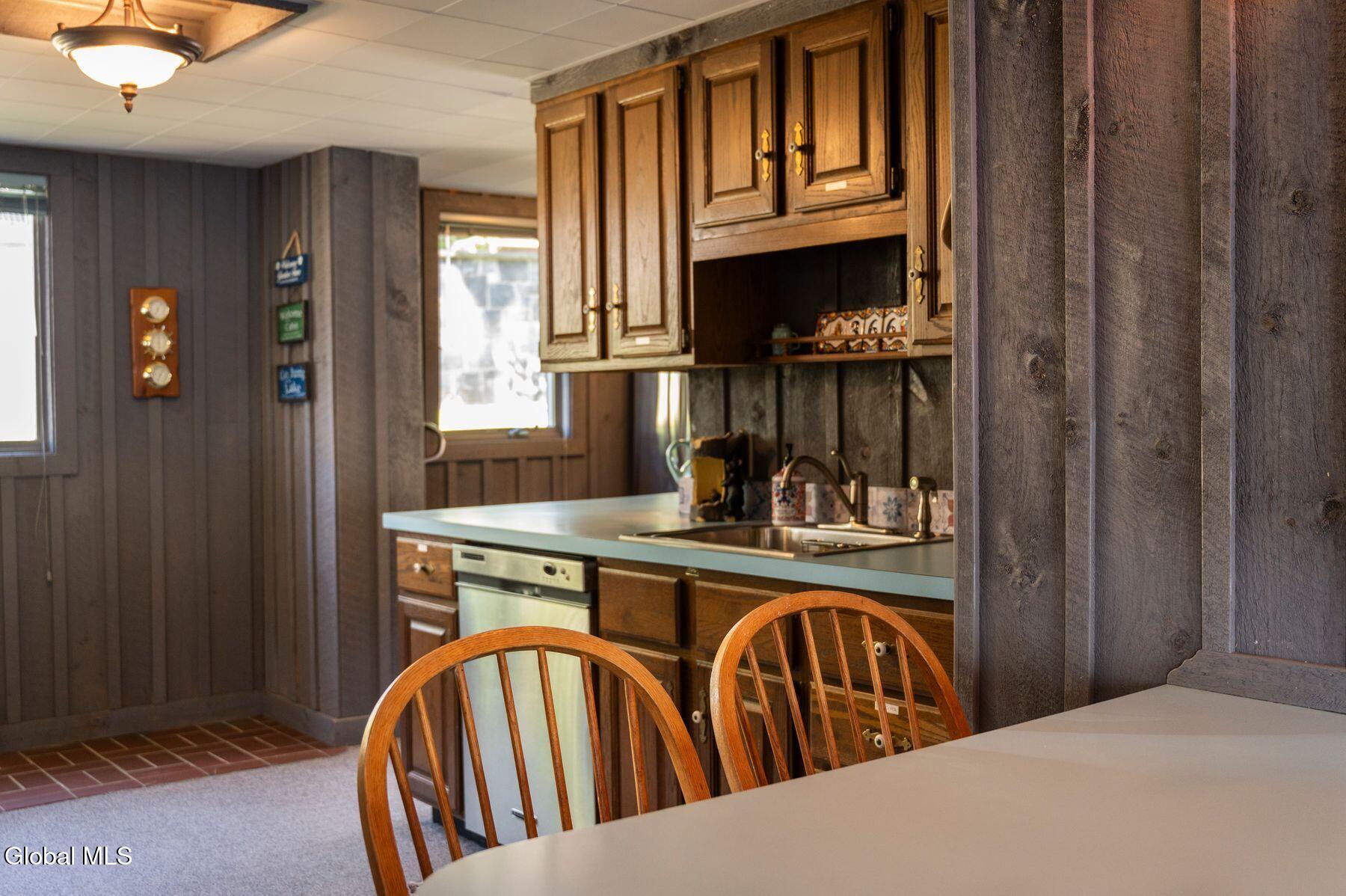 366 Cleverdale Road Queensbury, NY 12804 - Photo 11 of 61 photo_online_011