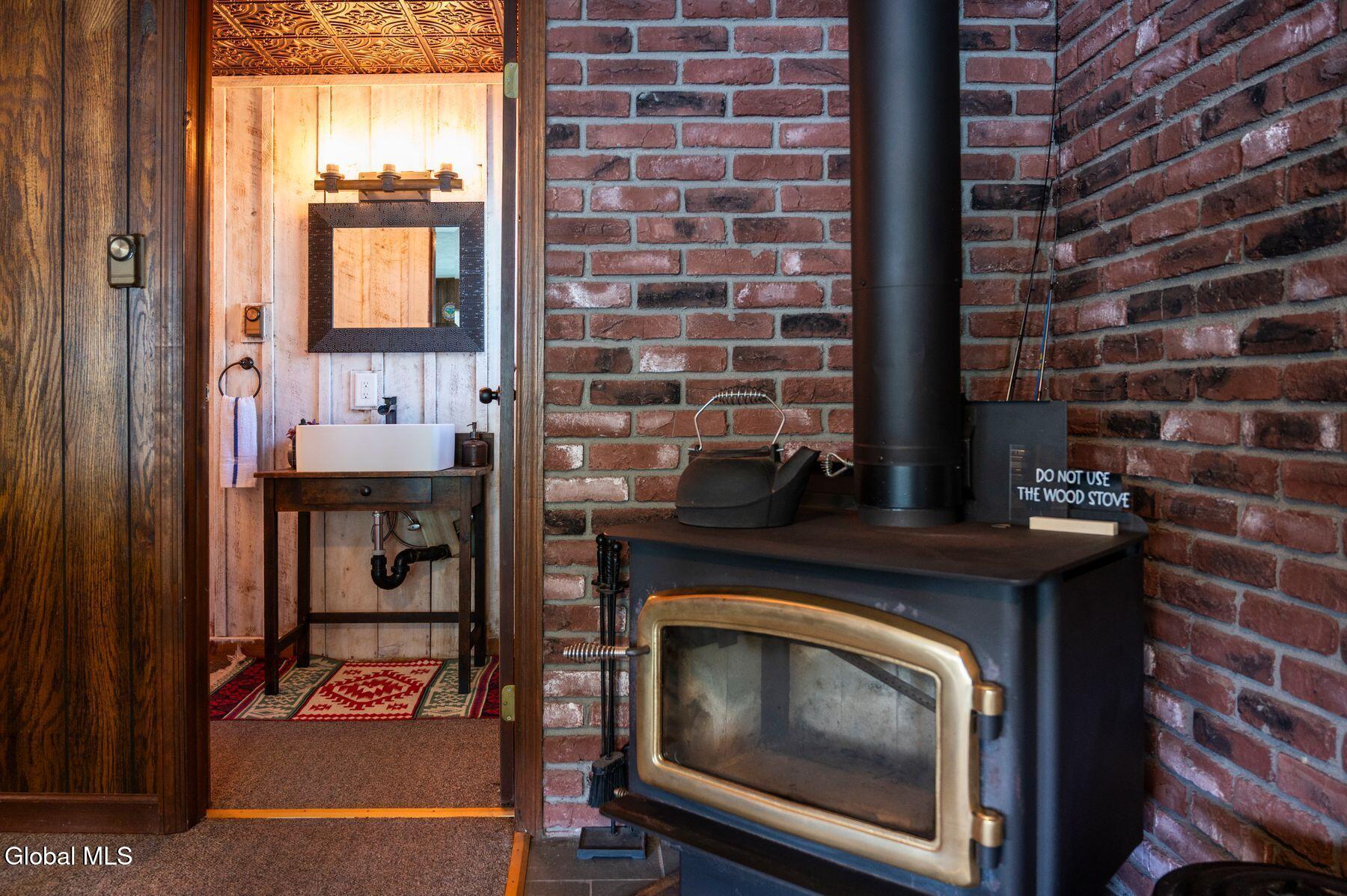 366 Cleverdale Road Queensbury, NY 12804 - Photo 20 of 61 photo_online_020