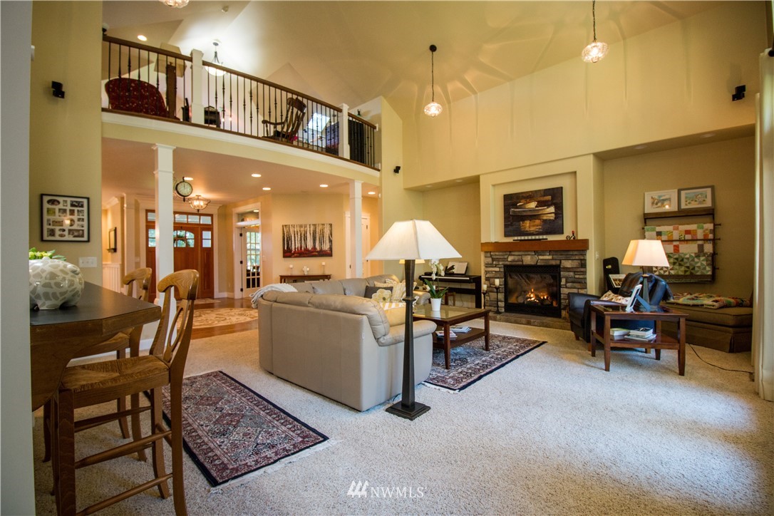 7343 Meridian Road Southeast Olympia, WA 98513 - Photo 10 of 23 Gallery Image 10