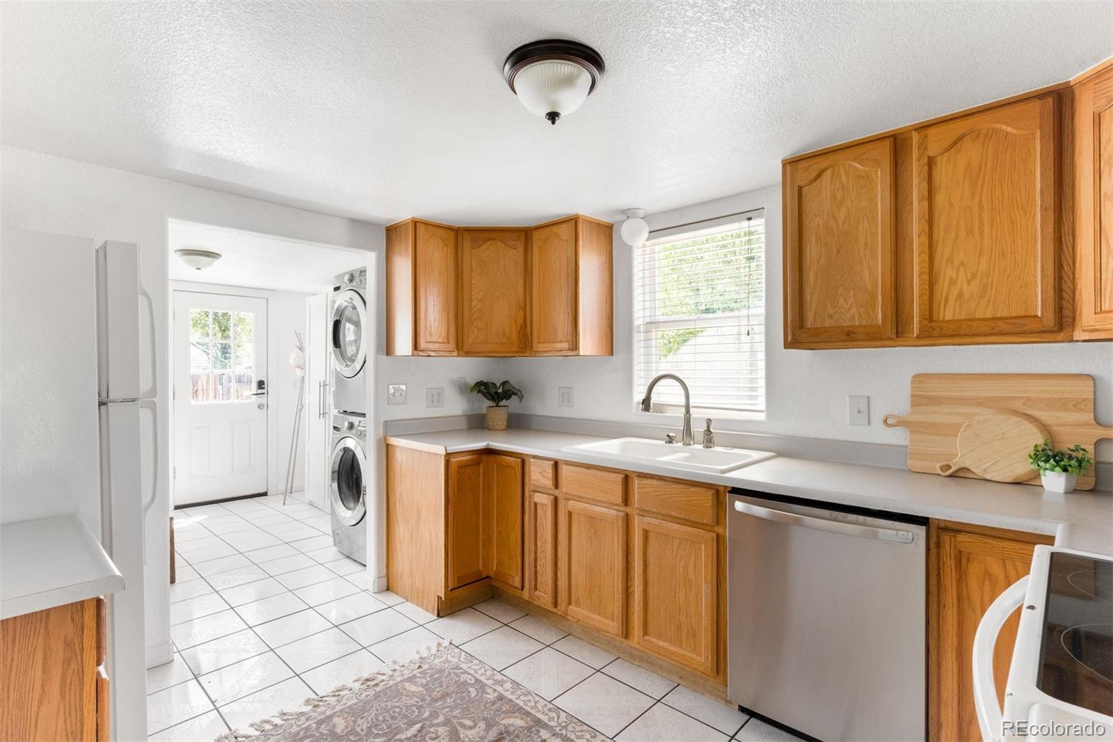 4876 Stuart Street Denver, CO 80212 - Photo 13 of 35