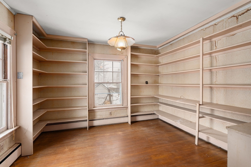 61 Cleveland Street Holyoke, MA 01040 - Photo 30 of 38