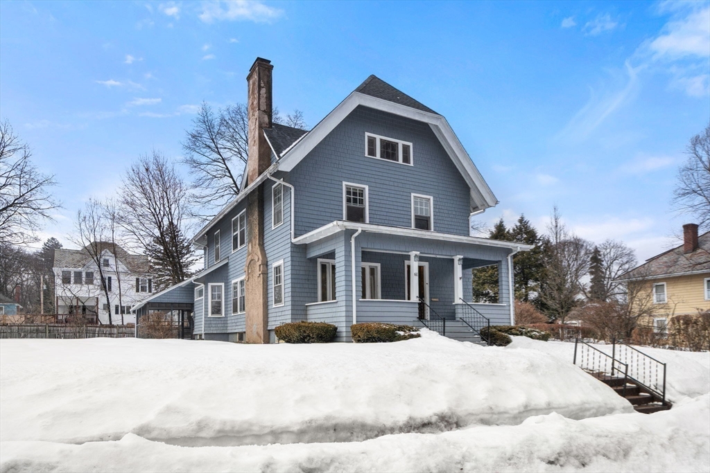 61 Cleveland Street Holyoke, MA 01040 - Photo 35 of 38