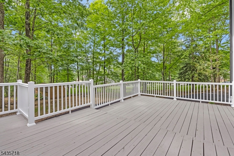 1 Fernwood Road Warren, NJ 07059 - Photo 35 of 41