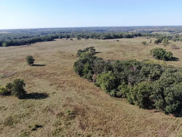$2,050,000 | 725 South S Road, Stockton, MO 65785