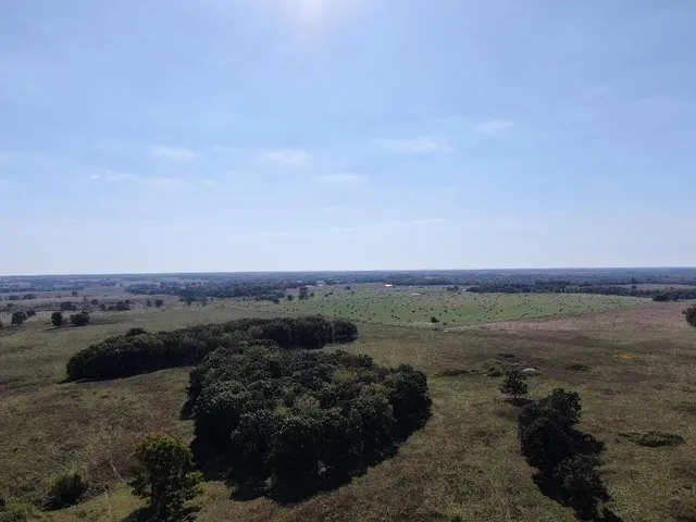 $2,665,000 | 725 South S Road, Stockton, MO 65785