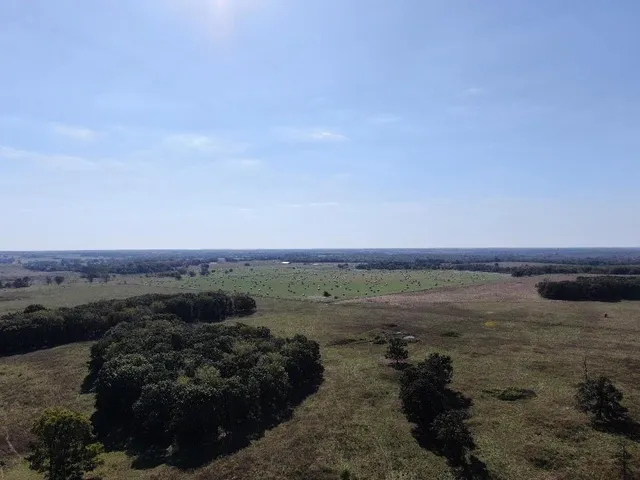 $2,665,000 | 725 South S Road, Stockton, MO 65785