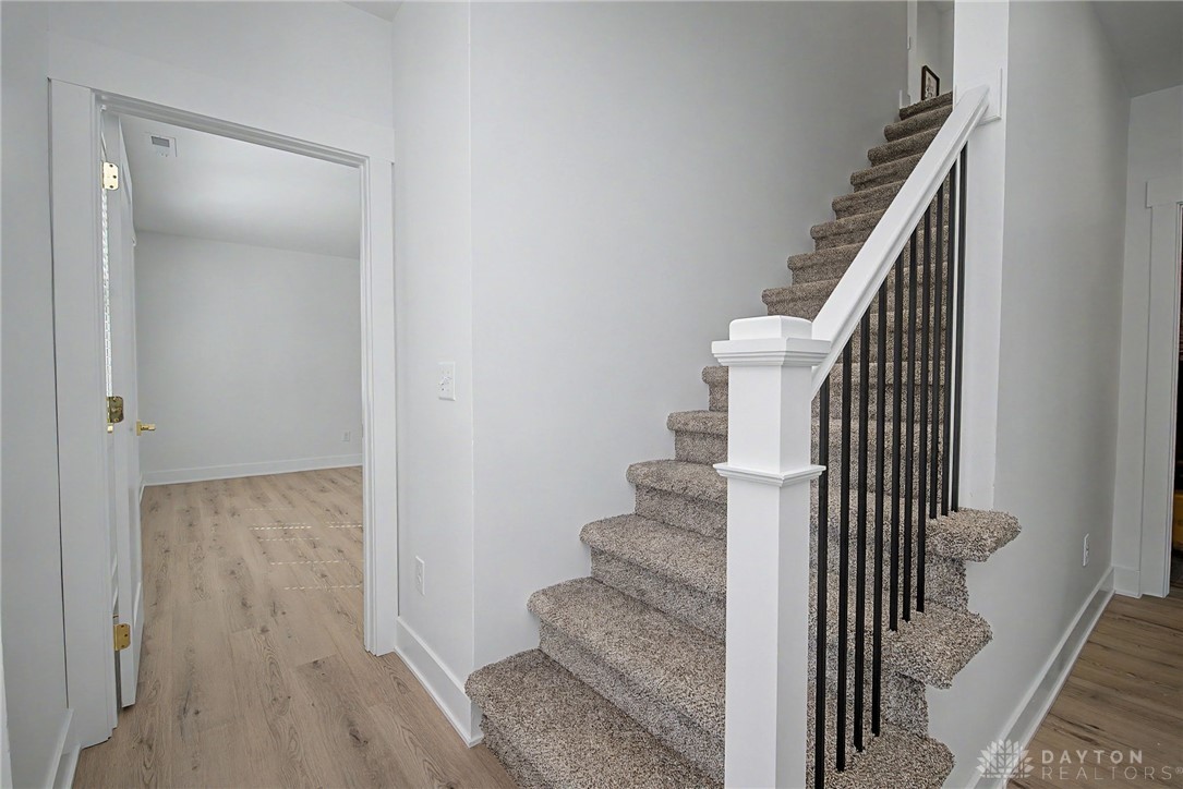 1775 Northpoint Road Springfield, OH 45503 - Photo 5 of 39