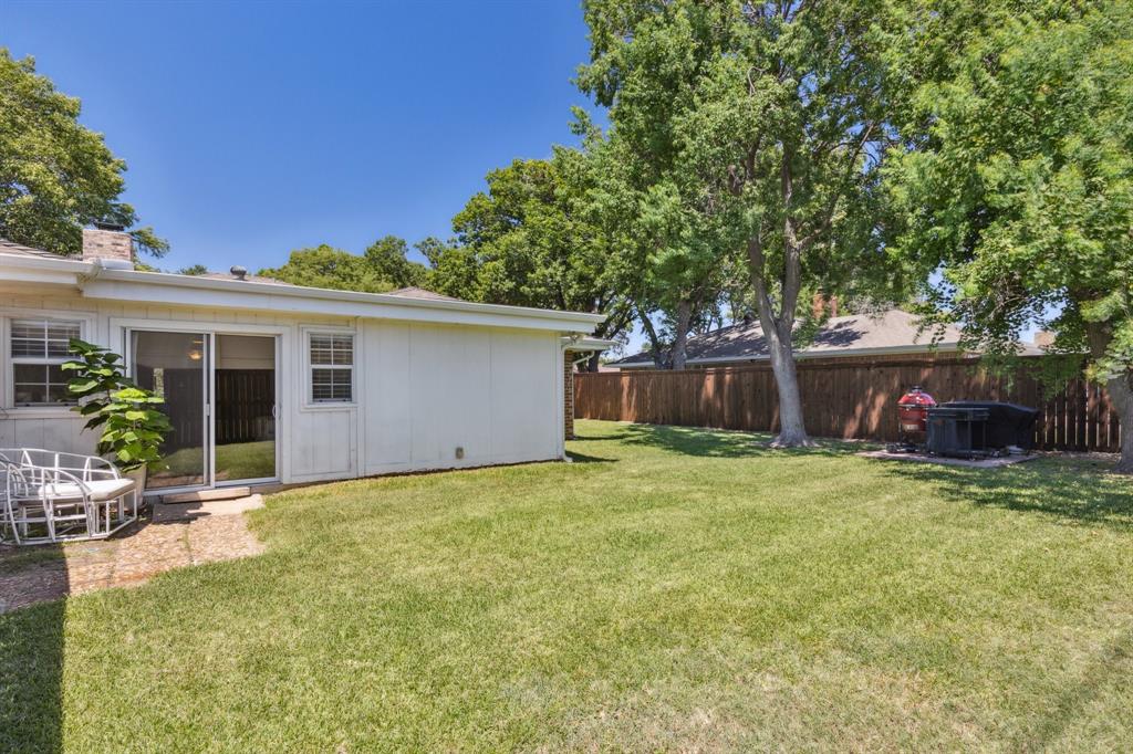 1501 Austrian Road Grand Prairie, TX 75050 - Photo 40 of 40 Back Yard