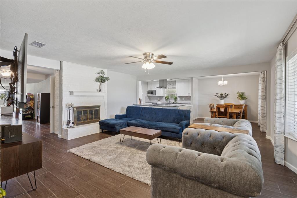 1501 Austrian Road Grand Prairie, TX 75050 - Photo 8 of 40