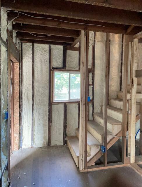 515 Alderman Street Belding, MI 48809 - Photo 40 of 44 515 Alderman - Insul-2