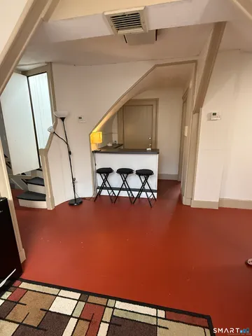 $2,450 | 389 Orange Street, New Haven, CT 06511