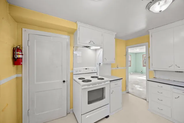 $190,000 | 2029 Conway Street, St. Paul, MN 55119