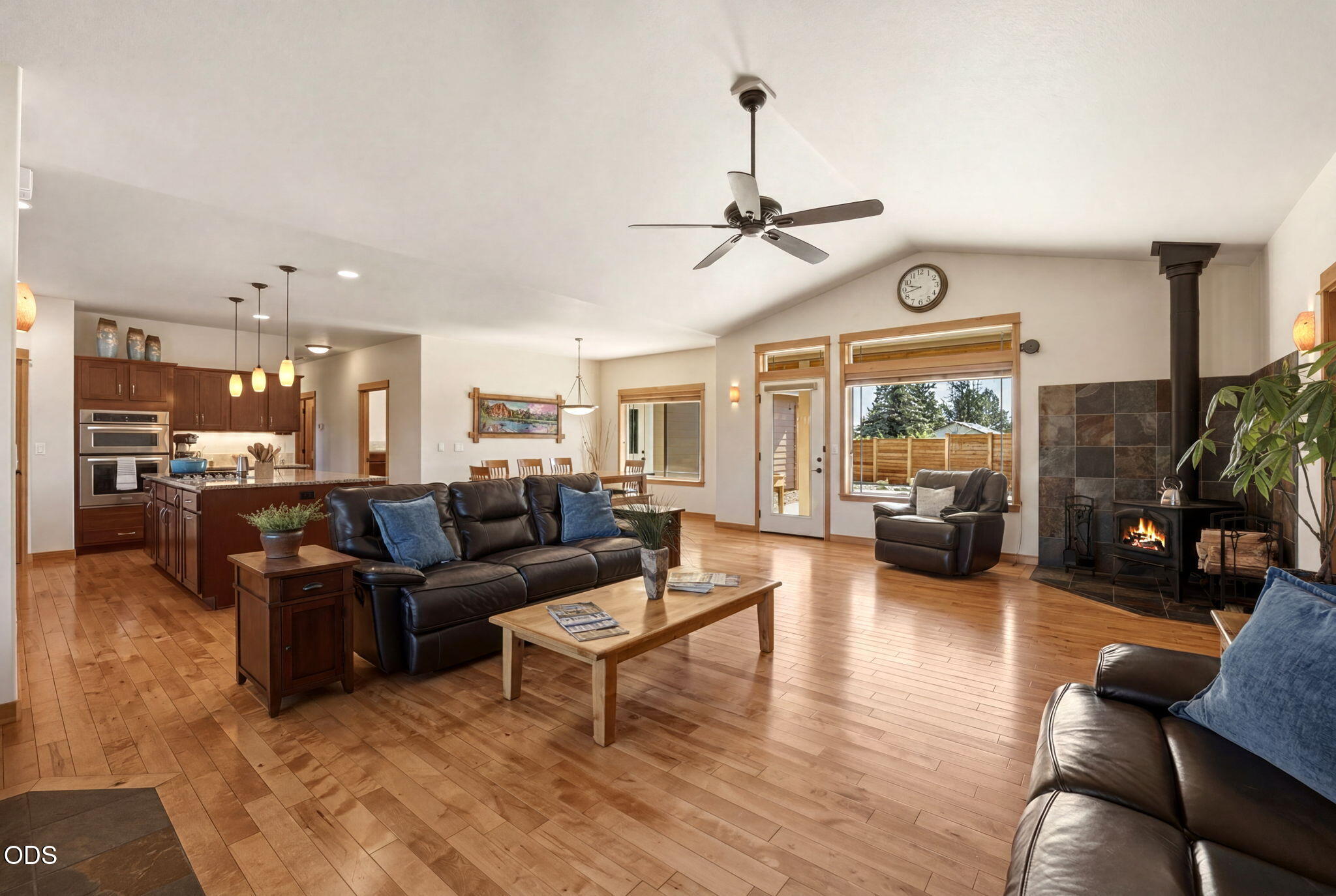 20825 Rorick Drive Bend, OR 97701 - Photo 11 of 51
