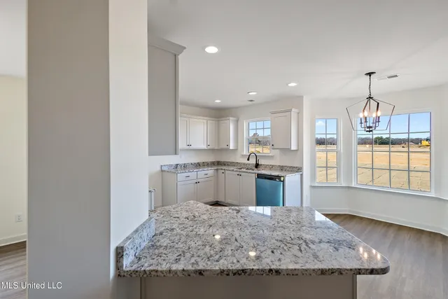 $327,900 | 13939 Wesley Banks Boulevard, Olive Branch, MS 38654