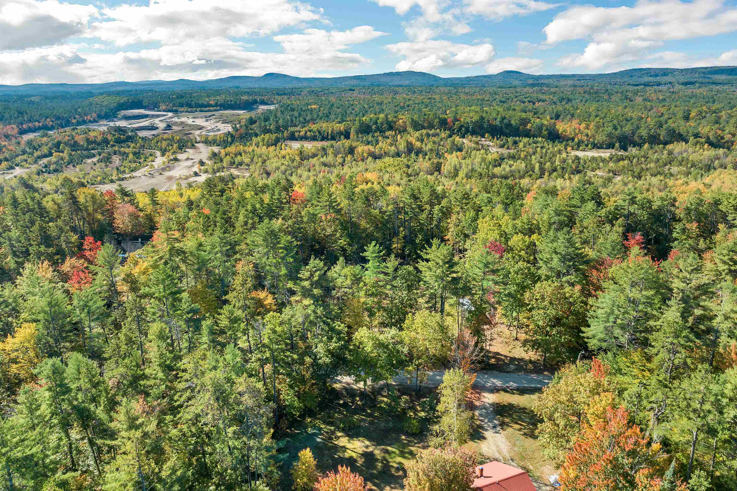 178 Pine River Path Effingham, NH 03882 - Photo 5 of 10