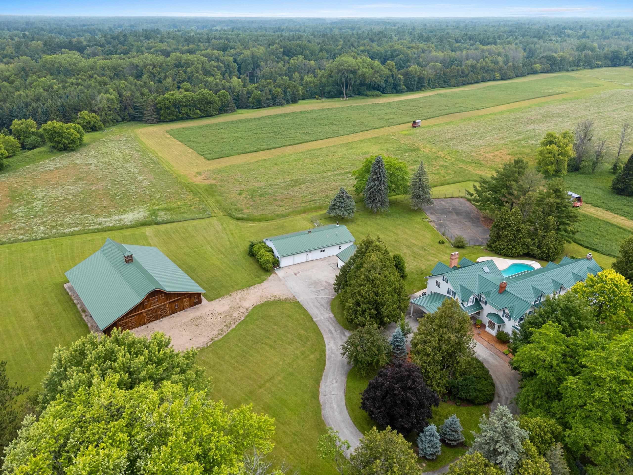 5620 Galuska Road Abrams, WI 54101 - Photo 8 of 90