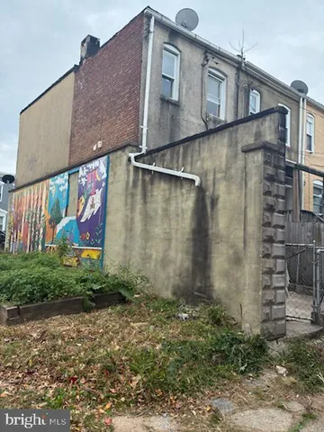 a close view of sink