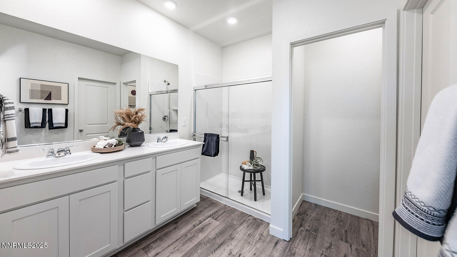 7473 Capstone Drive Reno, NV 89506 - Photo 8 of 13 Primary Bathroom