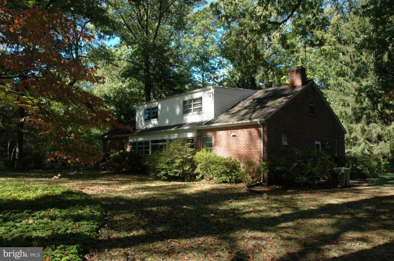 1013 Orchard Way Silver Spring, MD 20904 - Photo 2 of 14 Exterior (Rear)