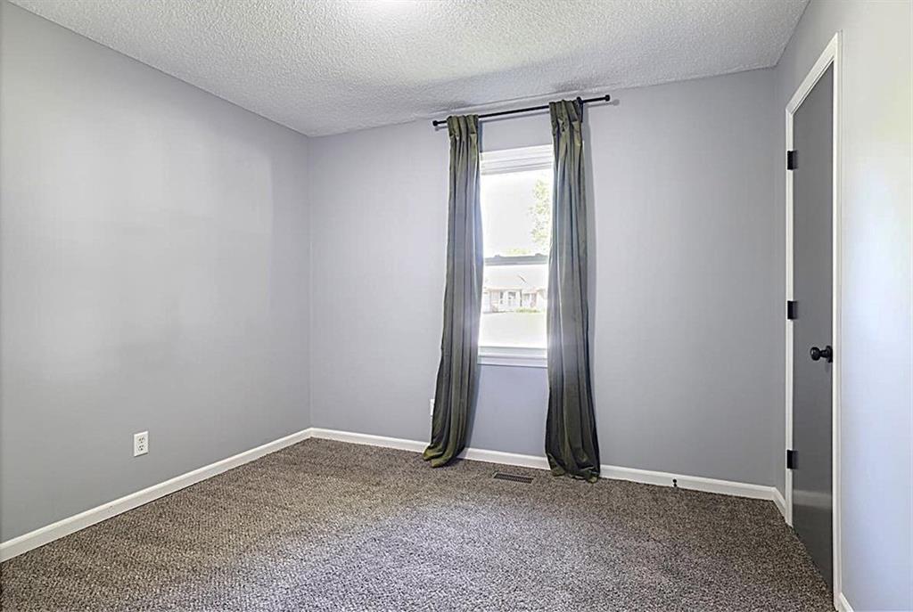 700 Lark Street Raymore, MO 64083 - Photo 12 of 17