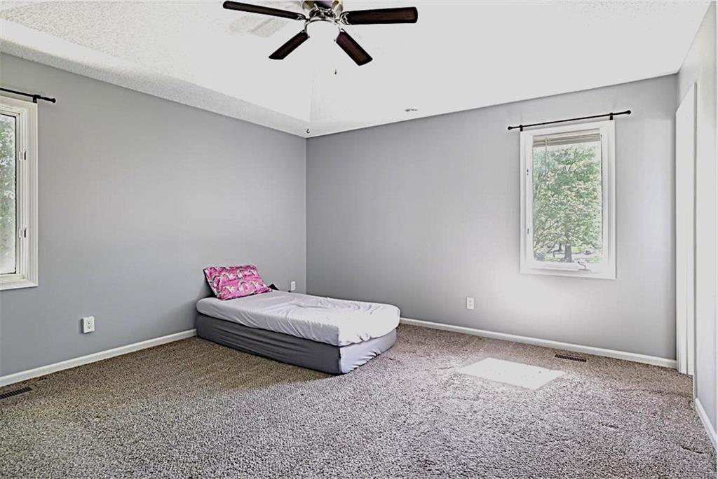 700 Lark Street Raymore, MO 64083 - Photo 10 of 17