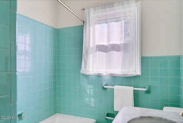 $458,000 | 240 East Ohio Avenue, Southern Pines, NC 28387